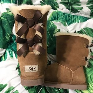 UGG BOOTS Bailey Bow